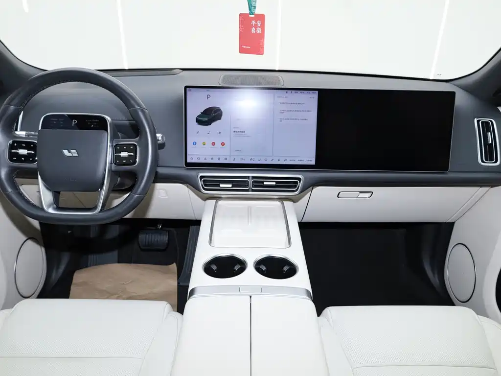 Li Auto IDEAL L8