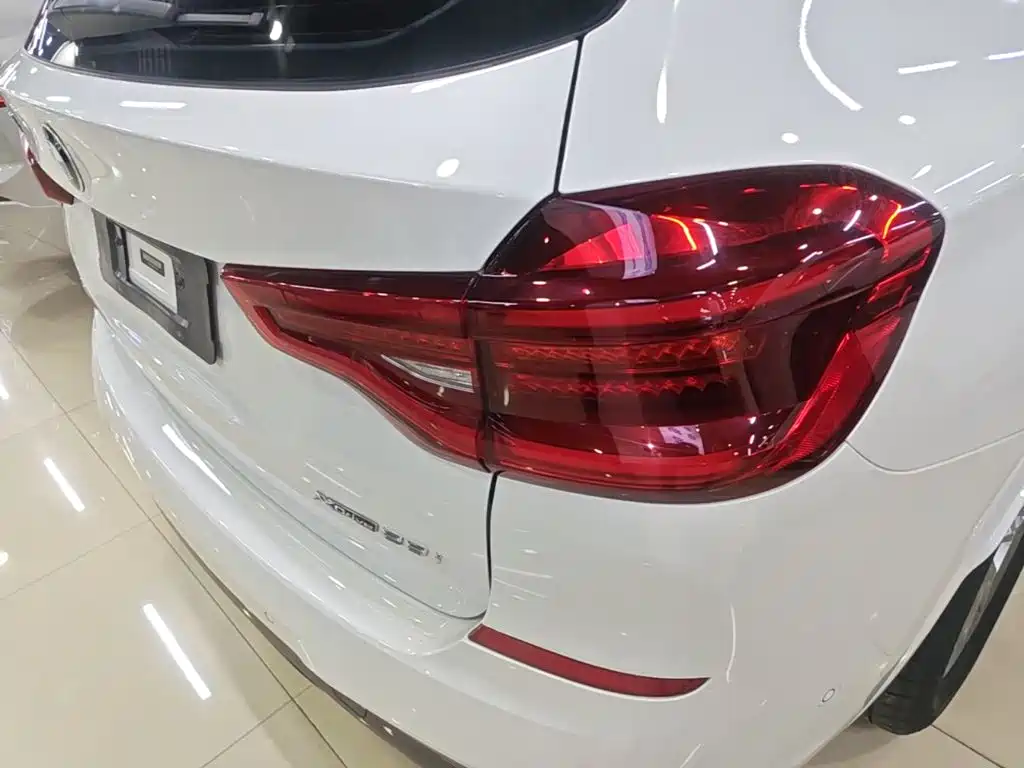 BMW X3 — миниатюра 8