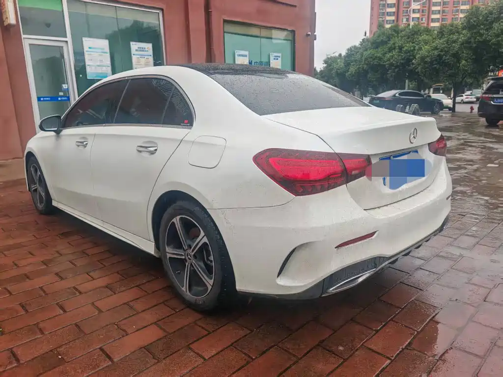 Mercedes-Benz A-Class — миниатюра 2
