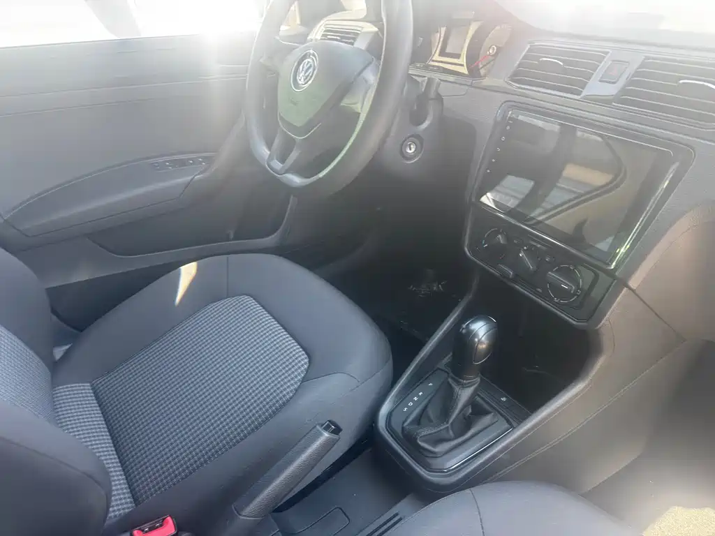 Volkswagen Santana 2021 1.5L AT Comfort