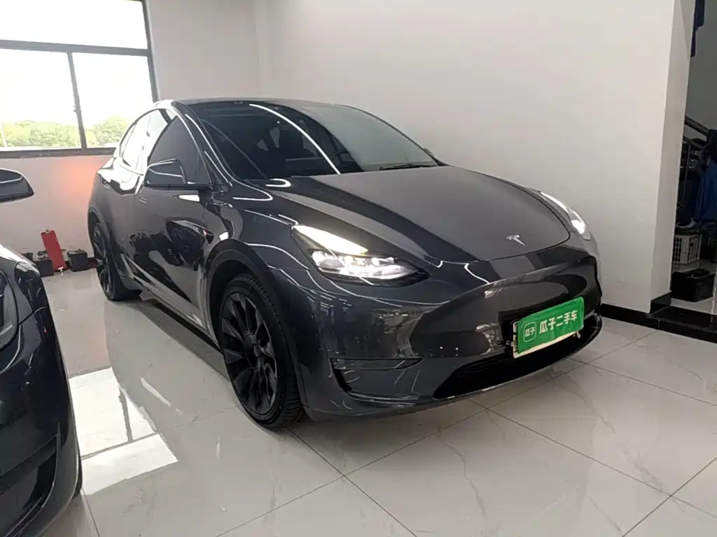 Tesla Model Y 2022 — фото 3