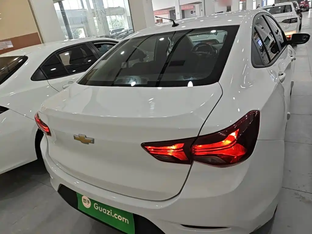 Chevrolet Cavalier — миниатюра 6