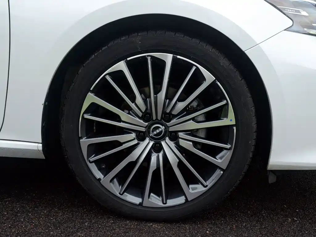 Nissan Teana — миниатюра 14