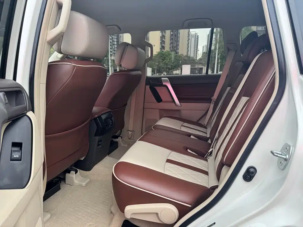 Toyota Land Cruiser Prado 2019 2.7L