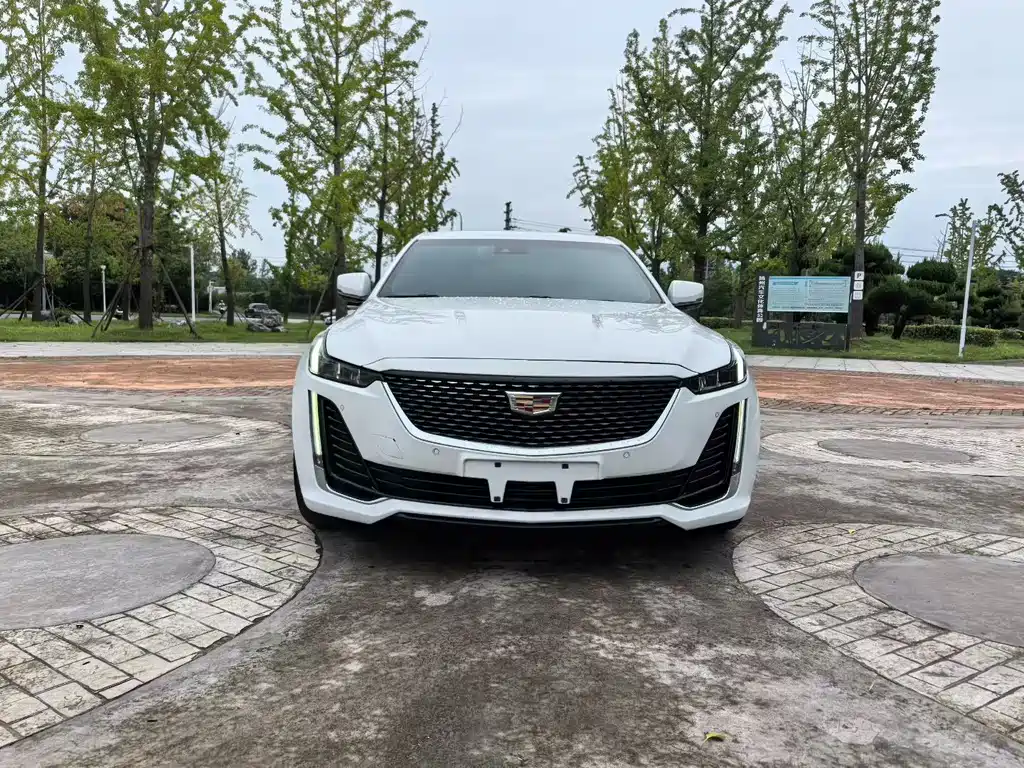 Cadillac CT5 — миниатюра 2