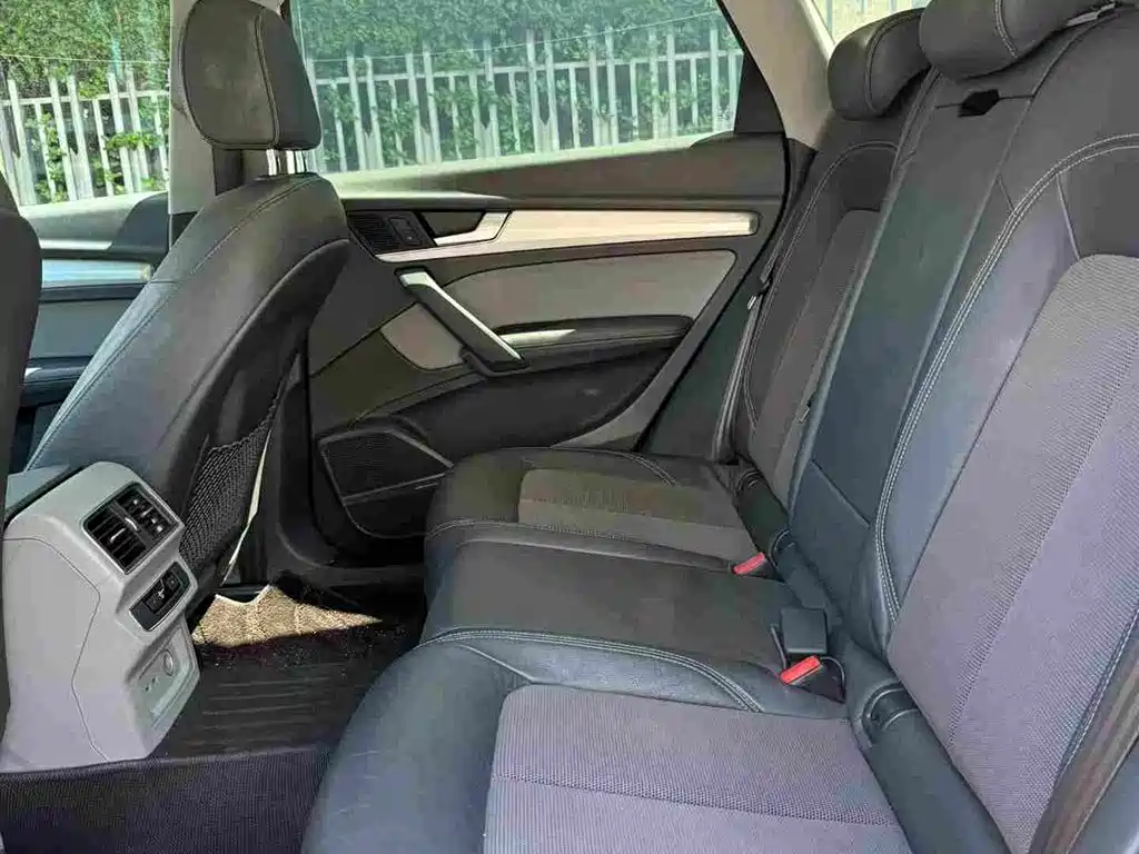 Audi Q5L 2018 40 TFSI Fashion V