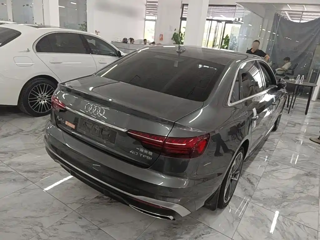 Audi A4L — миниатюра 7
