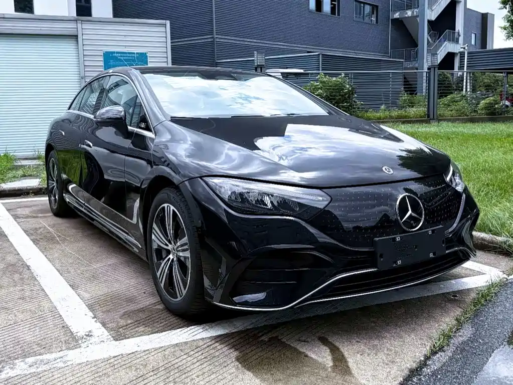 Mercedes-Benz EQE — миниатюра 3