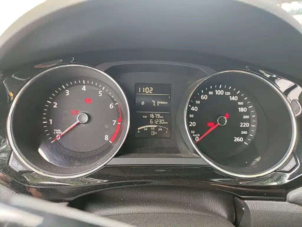Volkswagen Sagitar — миниатюра 13