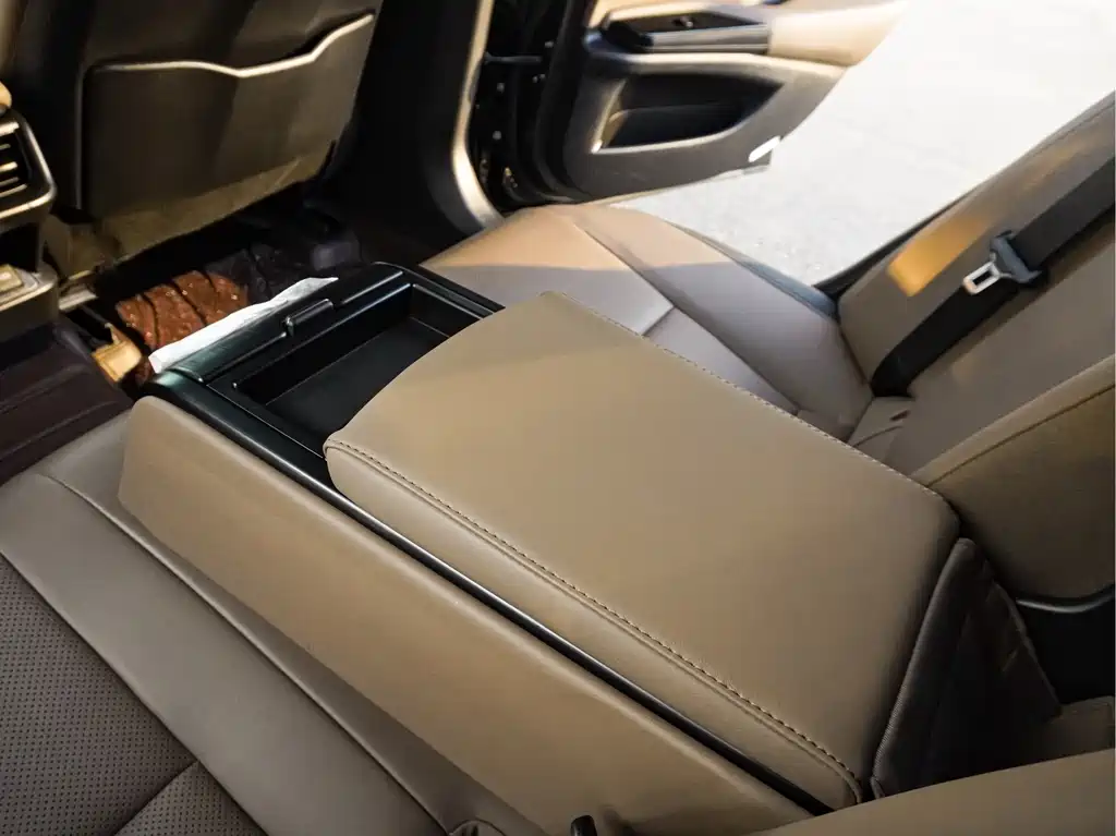 Lexus ES — миниатюра 18
