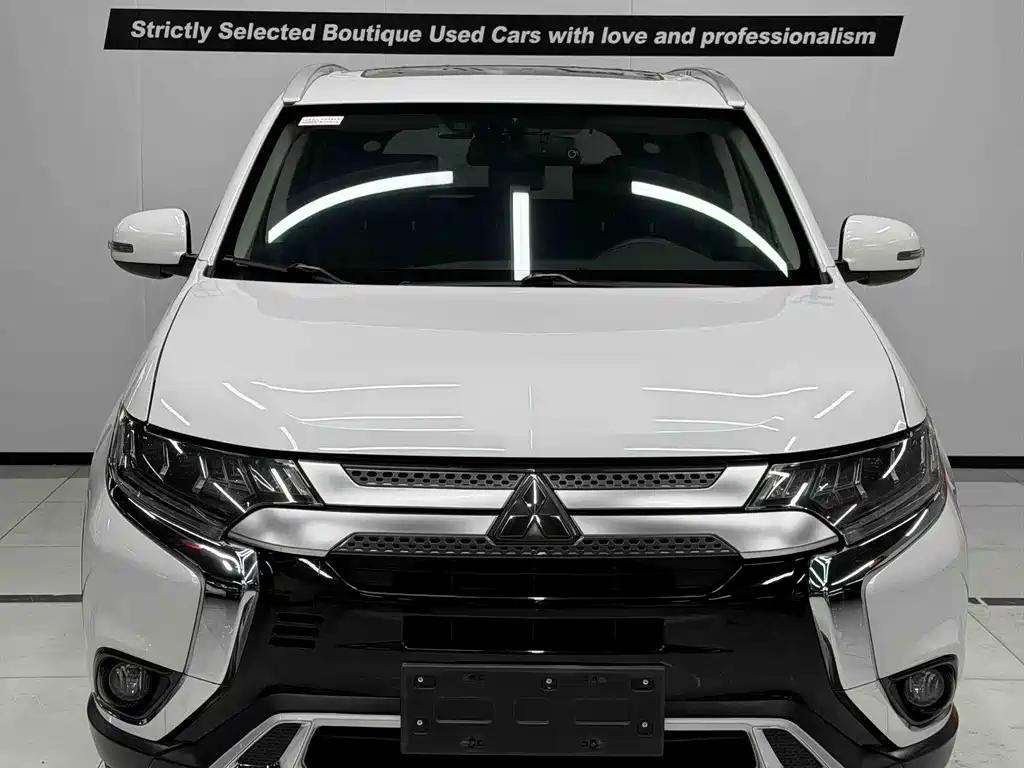Mitsubishi Outlander 2019 2.4L 5 мест VI