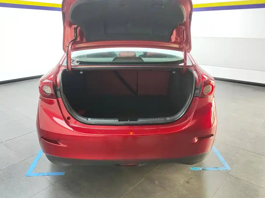 Mazda 3 Axela — миниатюра 4