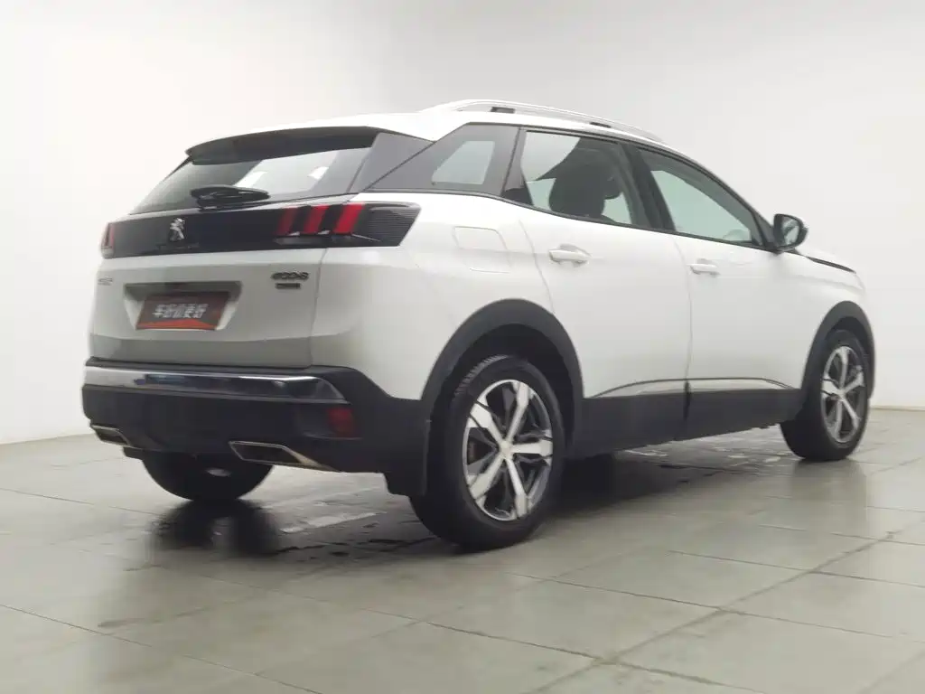 Peugeot 4008 — миниатюра 2