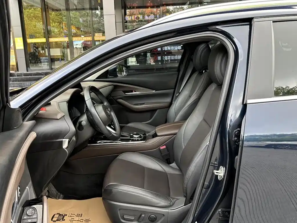 Mazda CX-30 — миниатюра 9