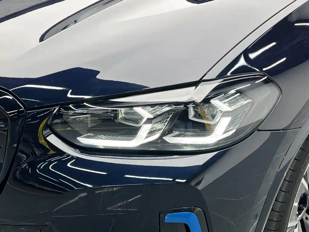 BMW iX3 — миниатюра 9