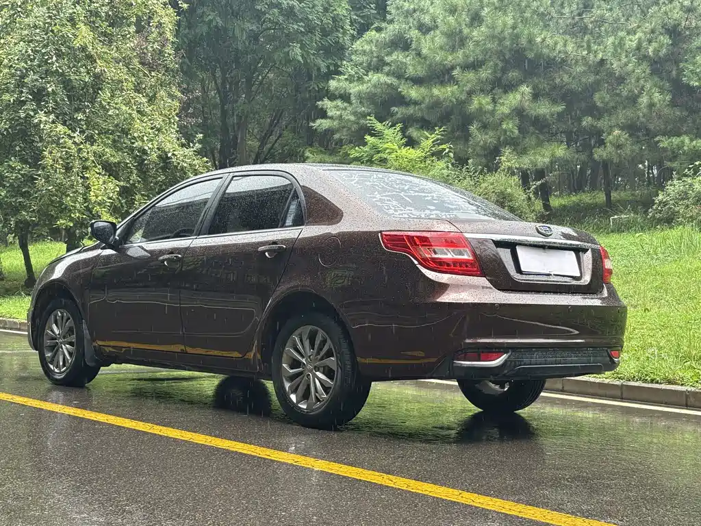 Geely Vision — миниатюра 4