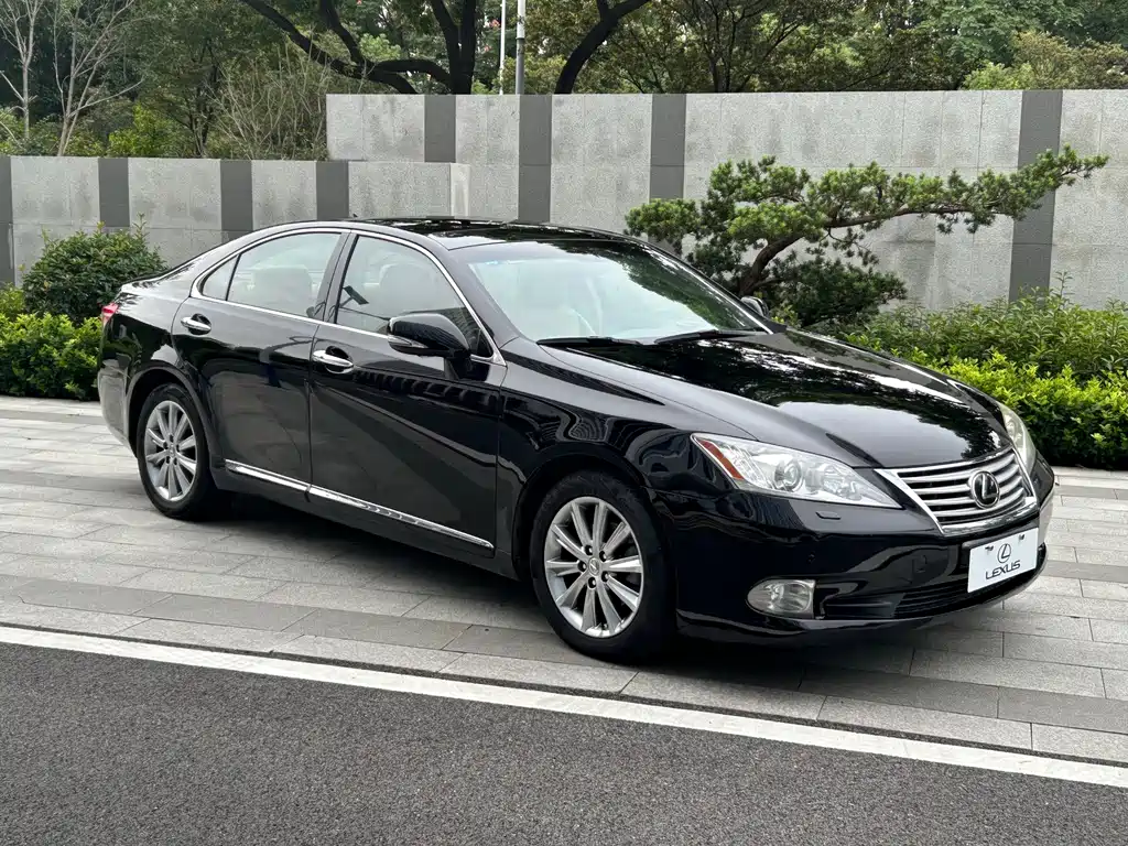 Lexus ES — миниатюра 3