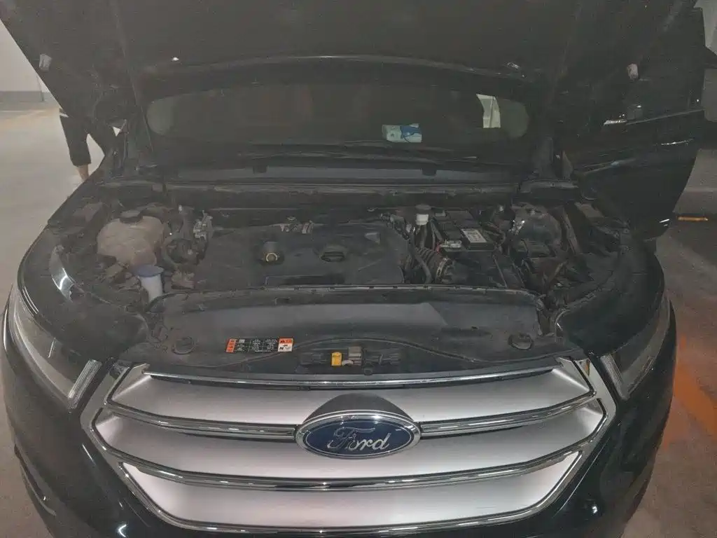 Ford Edge — миниатюра 16