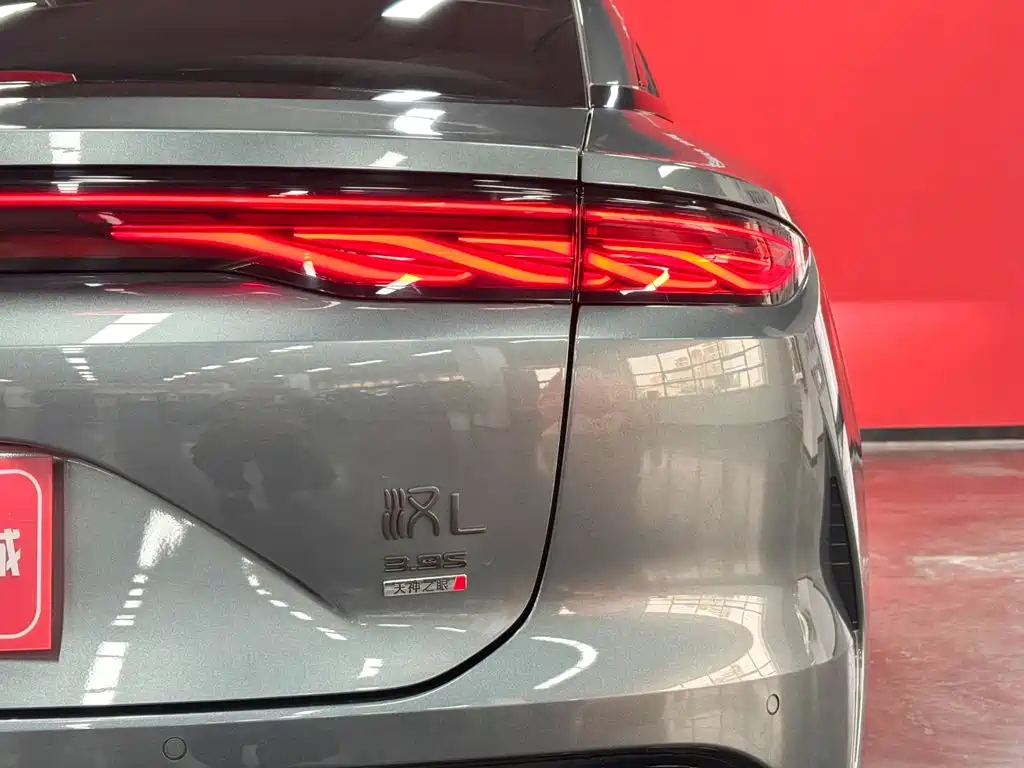 BYD Han L — миниатюра 16