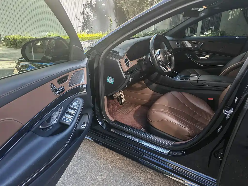 Mercedes-Benz S-Class — миниатюра 3