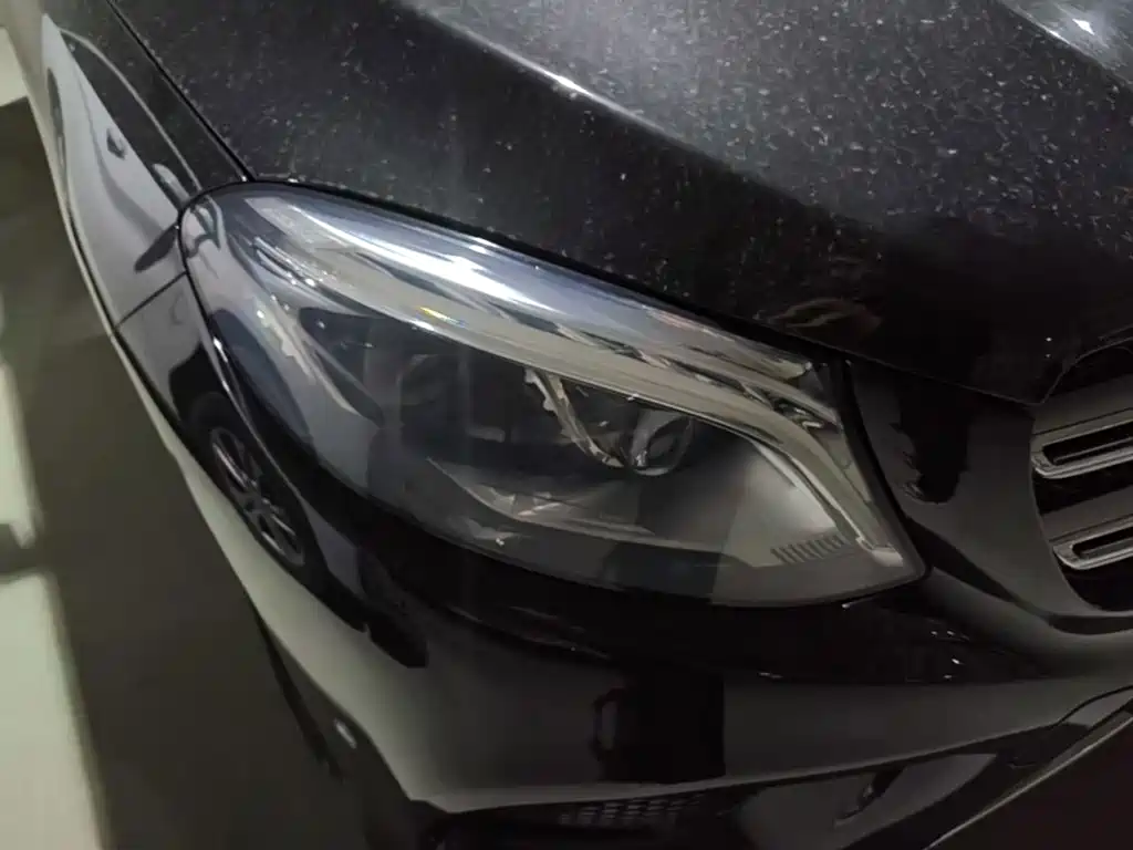 Mercedes-Benz GLE (Import) — миниатюра 8