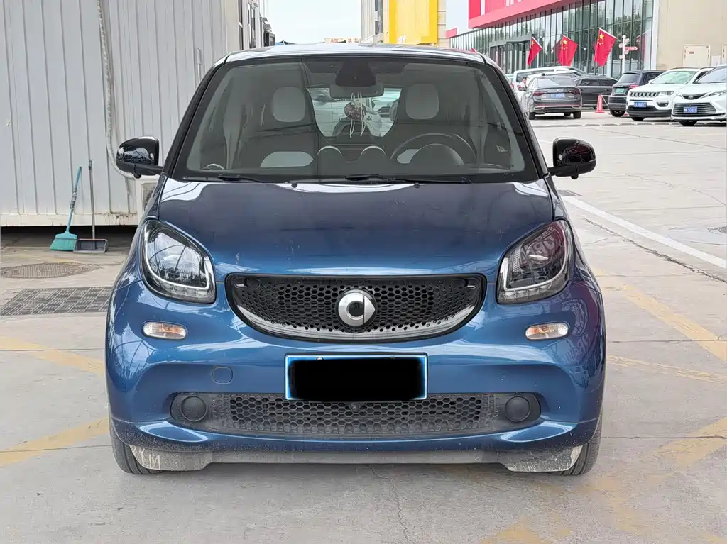 smart Smart Fortwo — миниатюра 2