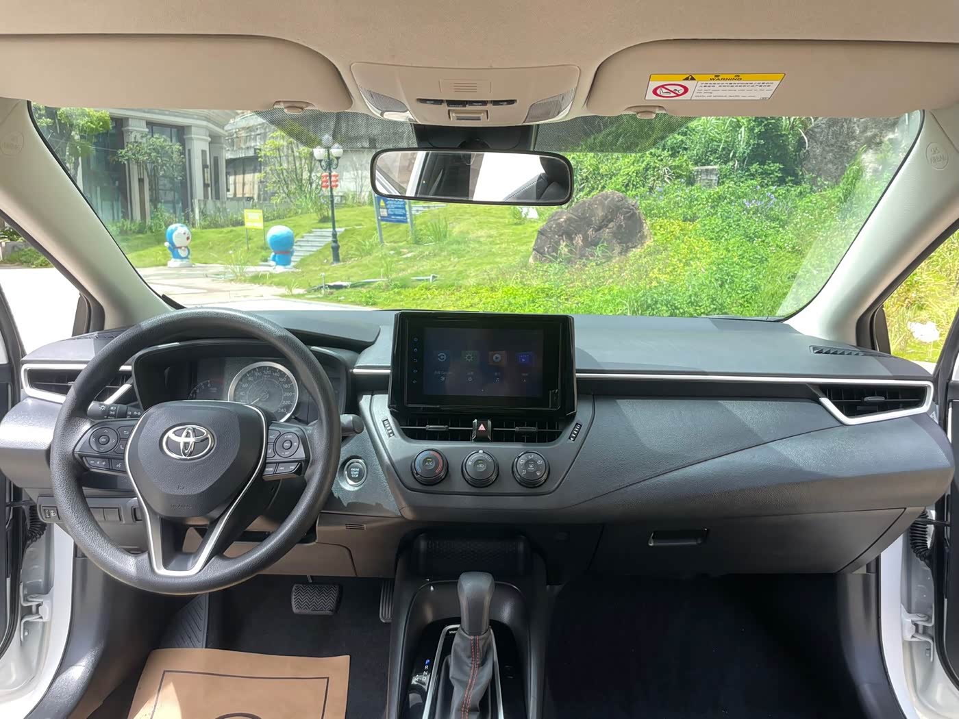 Toyota Corolla 1.2 л 2022 г. Белый, пробег 44000 км
