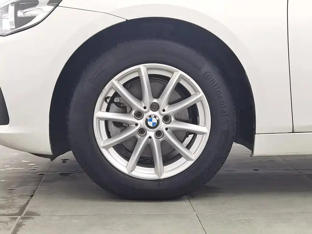 BMW 2 Series Active Tourer — миниатюра 17