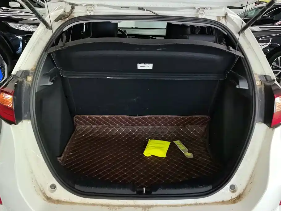 Honda Fit — миниатюра 4
