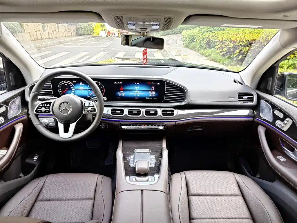 Mercedes-Benz GLS — миниатюра 7
