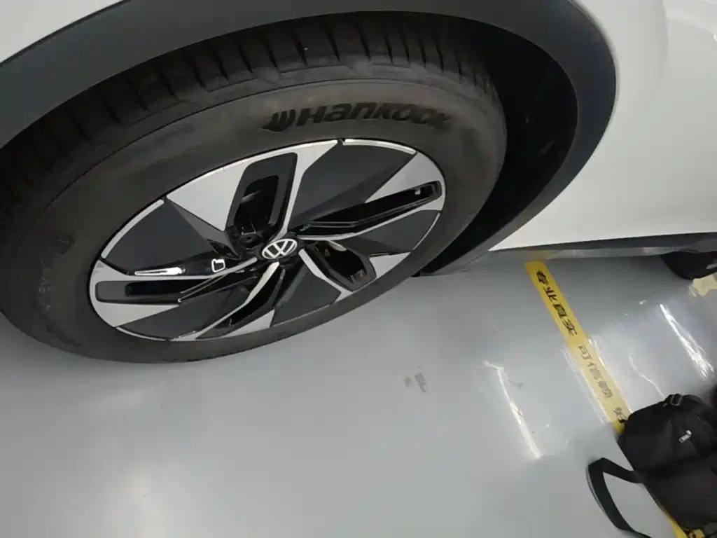 Volkswagen ID.4 Crozz — миниатюра 23