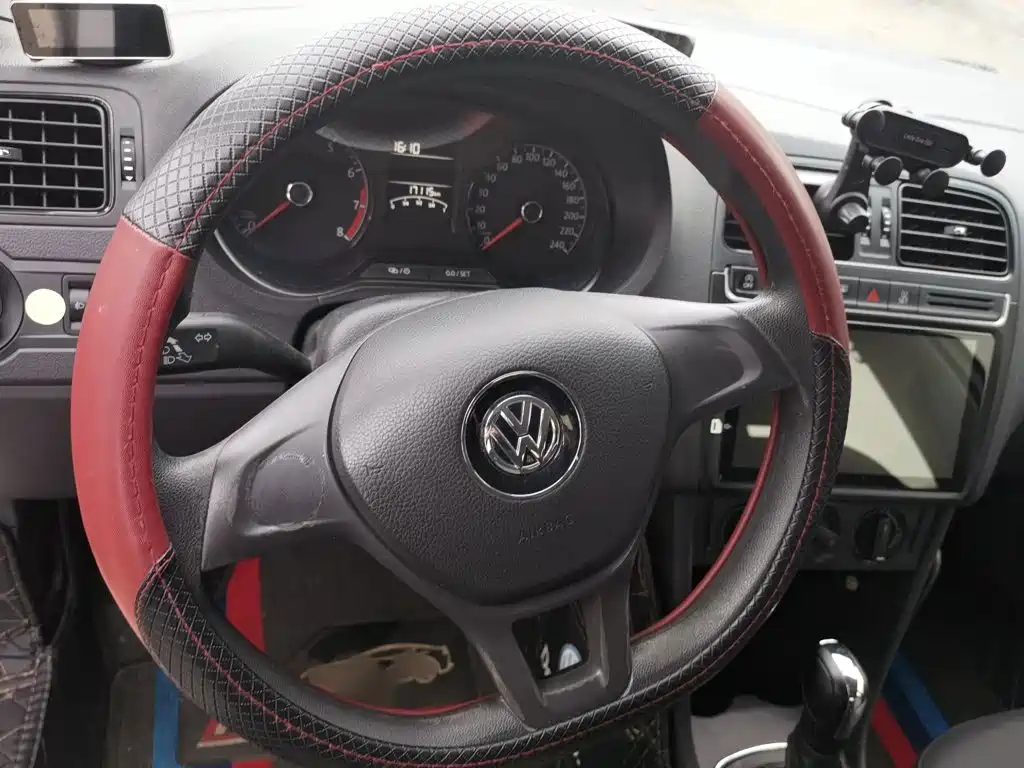 Volkswagen Polo — миниатюра 4
