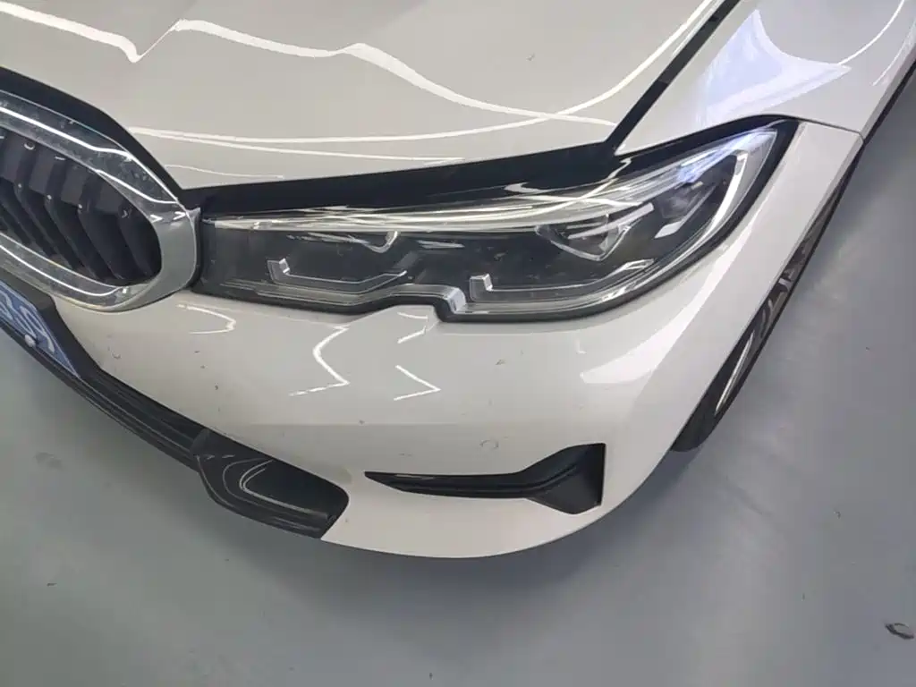 BMW 3 Series — миниатюра 24