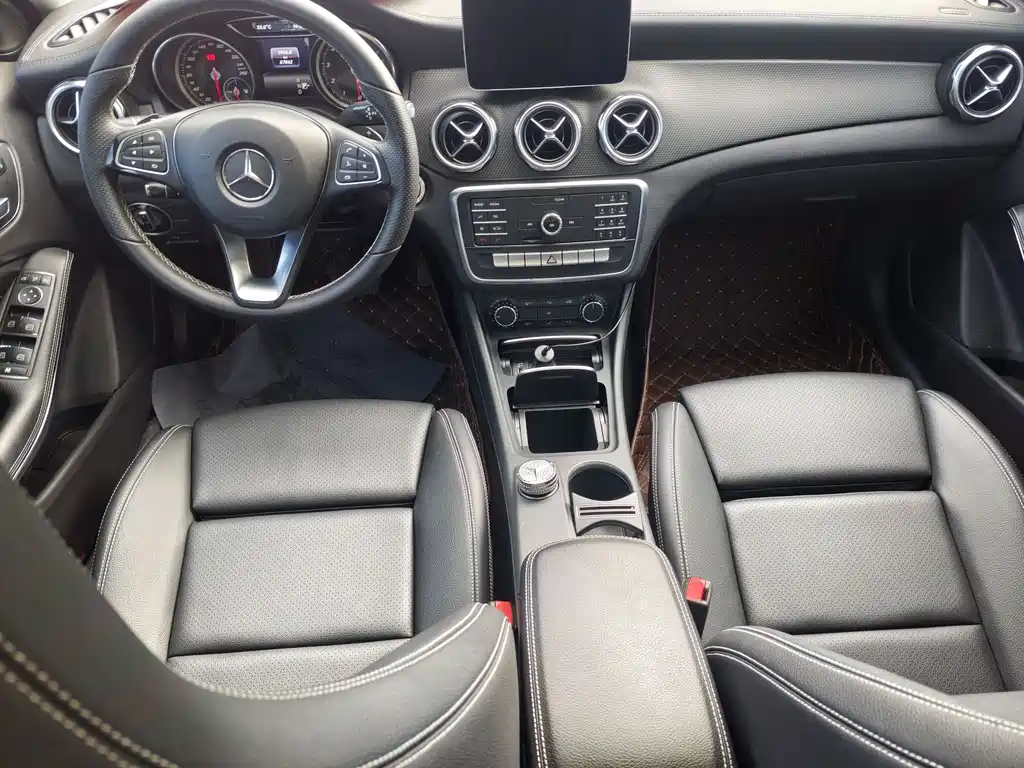 Mercedes-Benz GLA — миниатюра 5