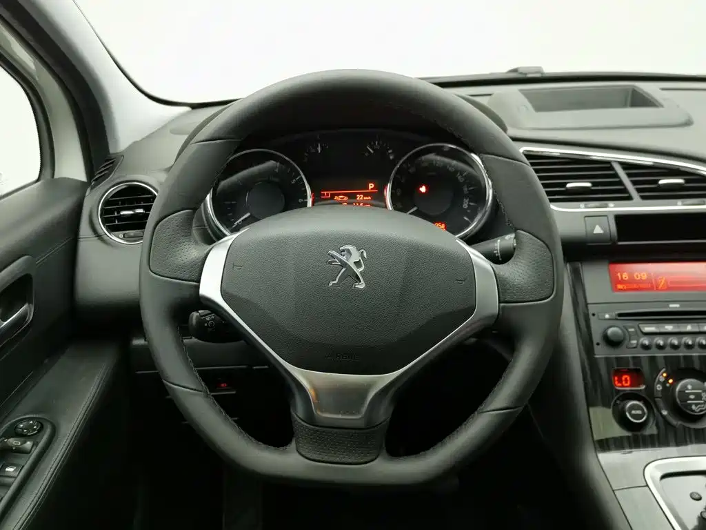 Peugeot 3008 — миниатюра 11