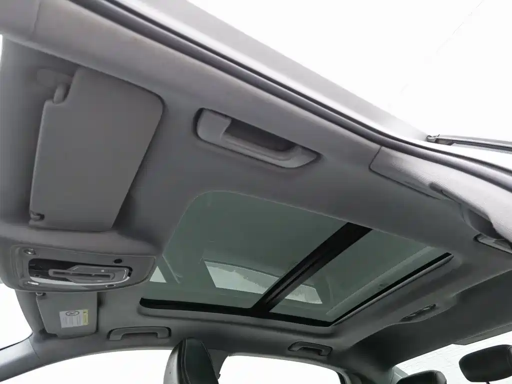 Audi A4L — миниатюра 14