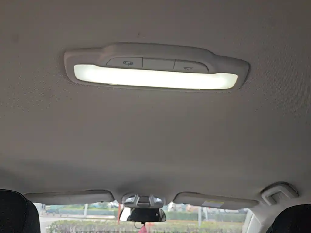 Wuling Xingguang — миниатюра 18