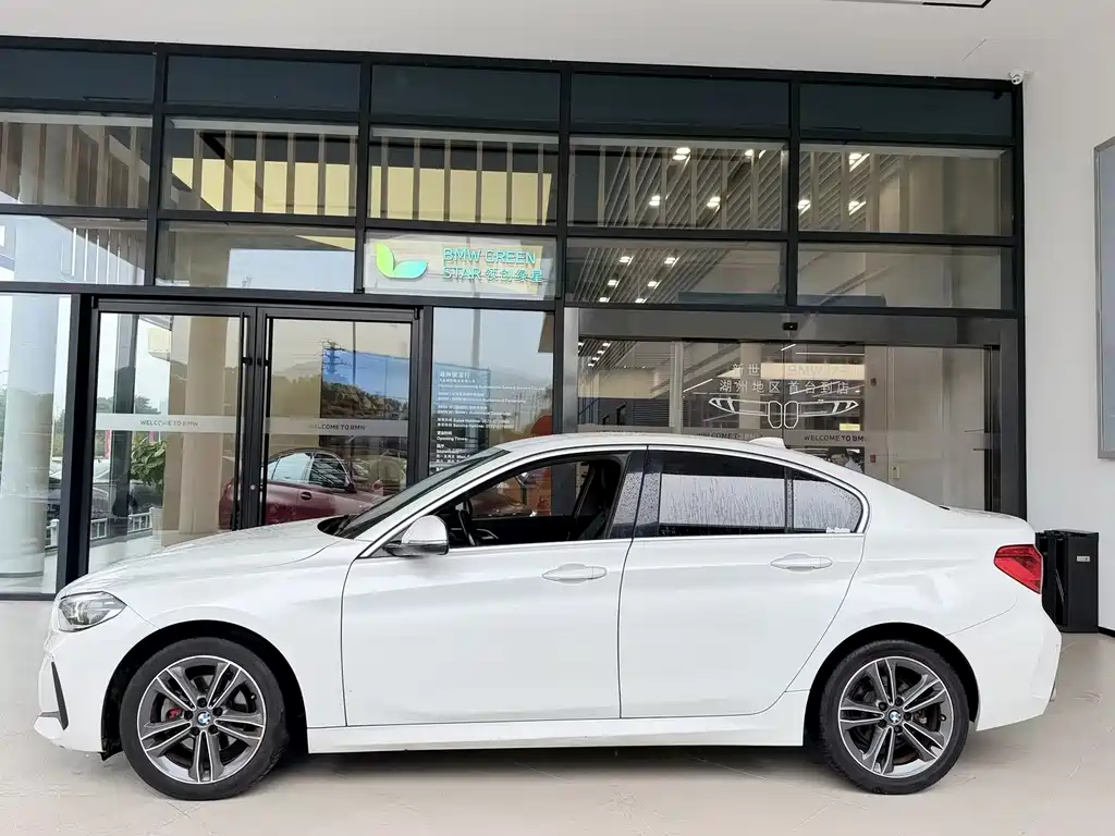 BMW 1 Series — миниатюра 2
