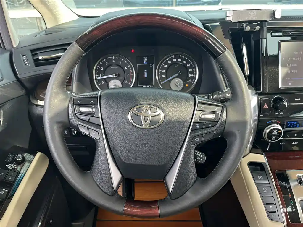 Toyota Alphard — фотографии объявления, Фото 11