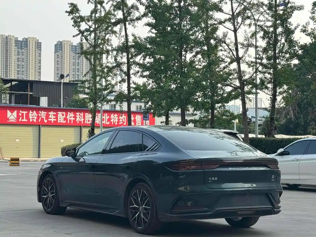 BYD Han — миниатюра 6