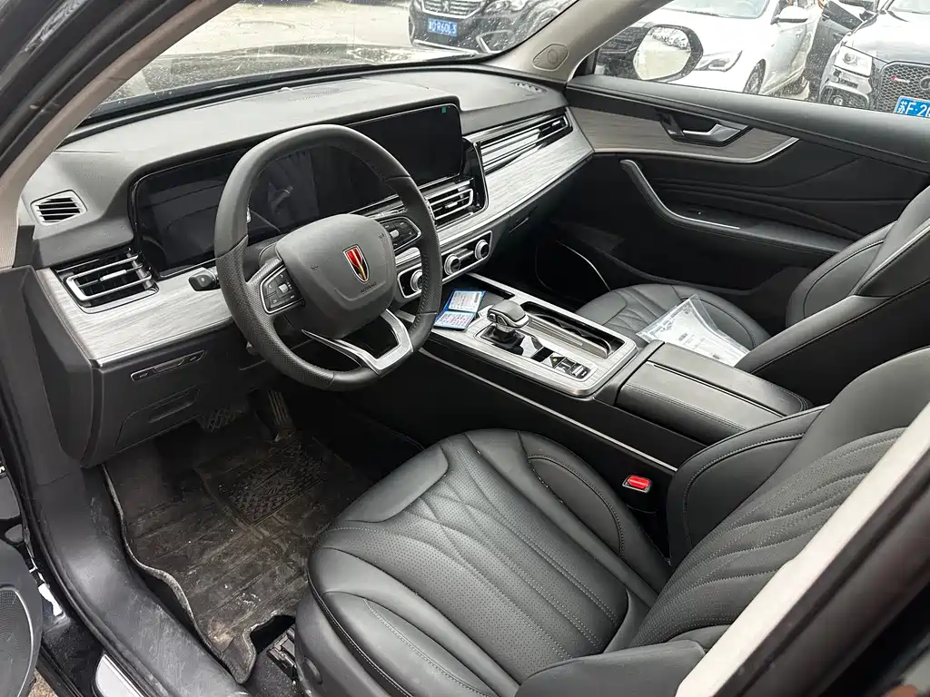 Hongqi HS5 2023 2.0T Pro