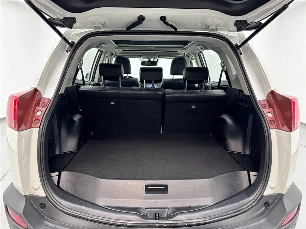 Toyota RAV4 — фотографии объявления, Фото 24