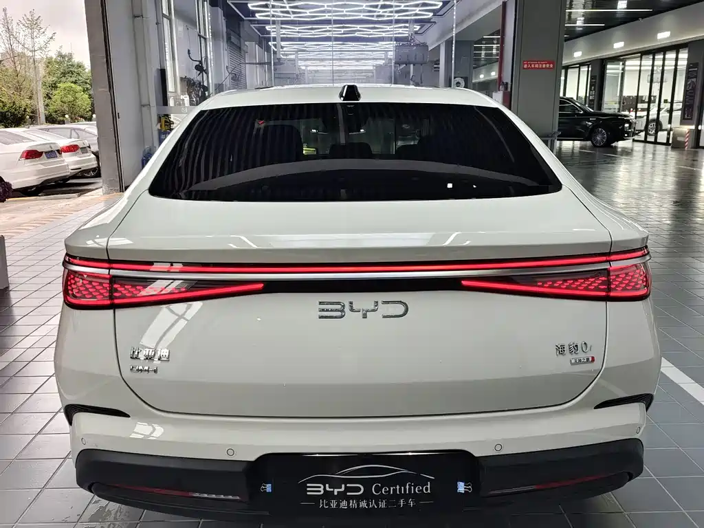 BYD Seal 07 DM-i — миниатюра 10