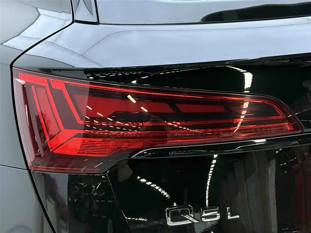 Audi Q5L 2024 40 TFSI Luxury