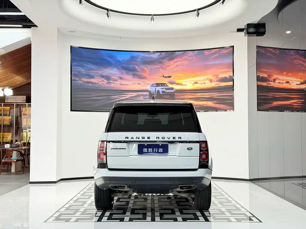 Land Rover Range Rover — миниатюра 3