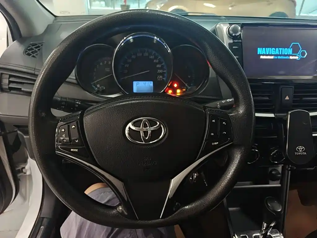 Toyota Yaris L — миниатюра 11