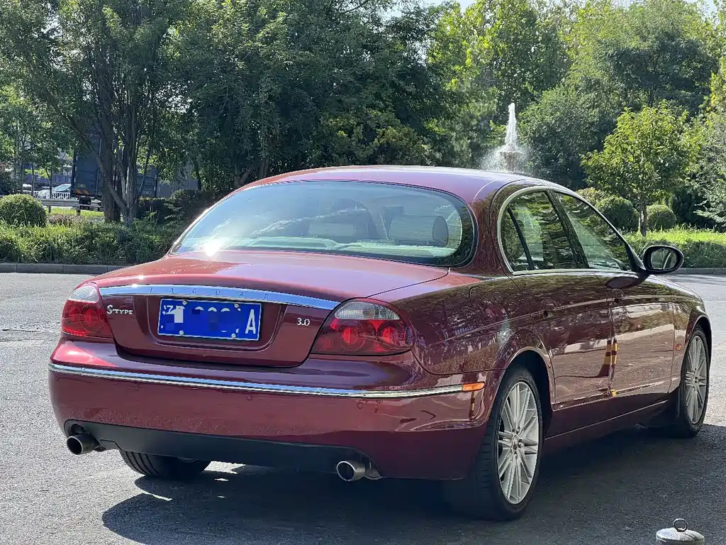 Jaguar S-TYPE — миниатюра 18
