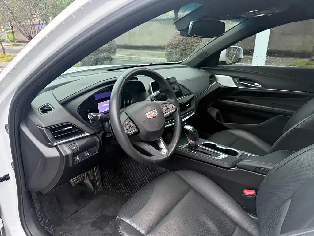 Cadillac CT4 — миниатюра 6