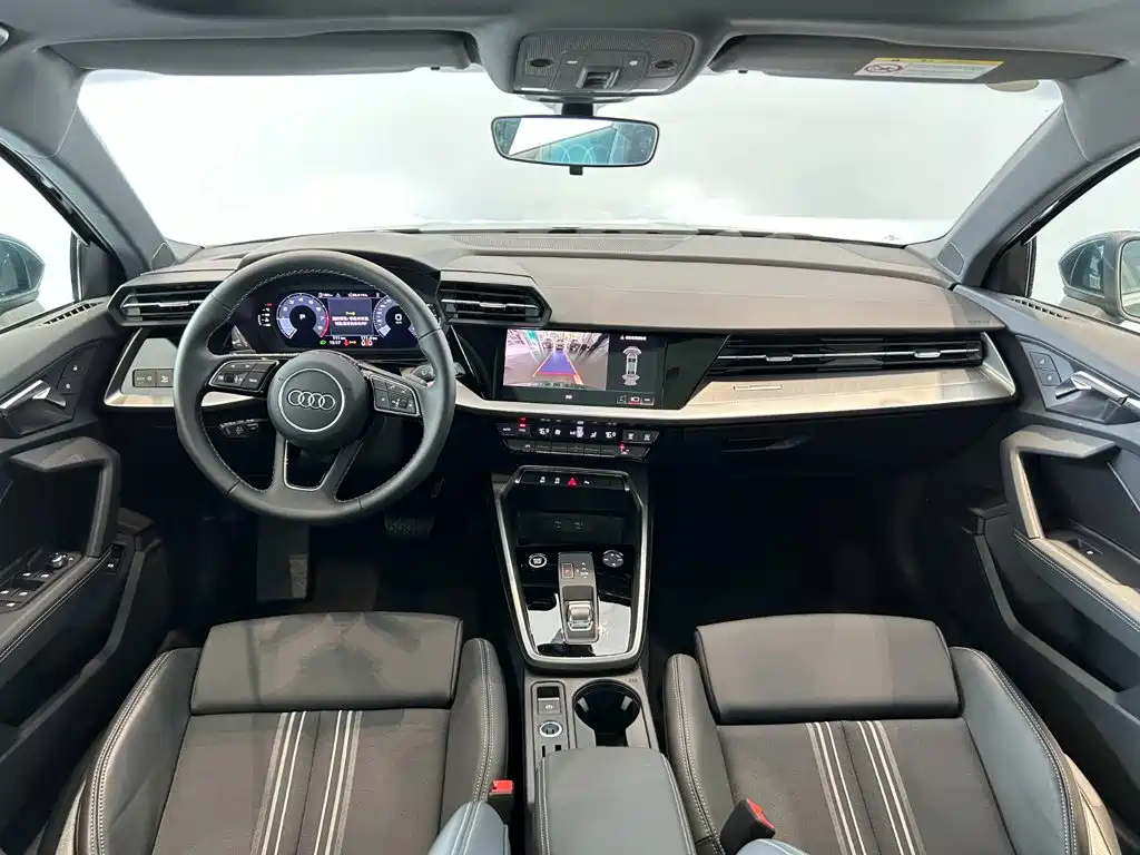Audi A3 - фото 7