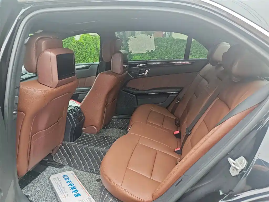 Mercedes-Benz E-Class E 2011 E 300 L